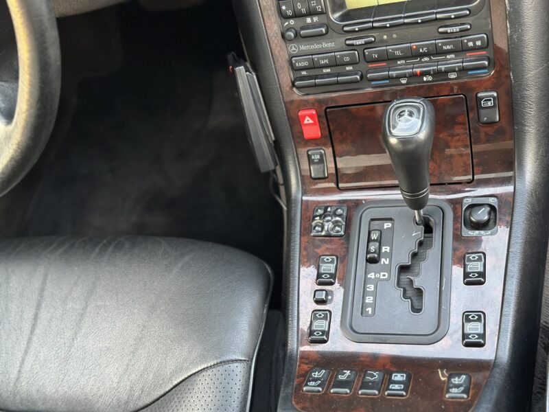 1997 Mercedes-Benz S500 5.0 litres V8 Engine Silver Black Sedan
