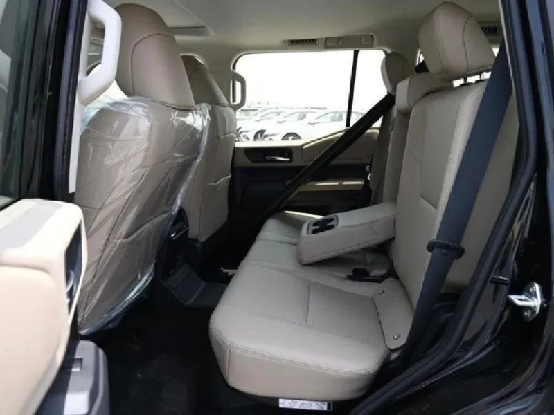 2026 Toyota Prado 2.4 L ALLROUNDER 4 Cylinder Engine Black Beige SUV GCC Specs