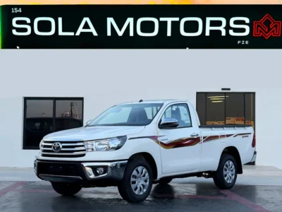 2025 Toyota Hilux Single Cab 4 Cylinder Engine White Maroon Truck Manual