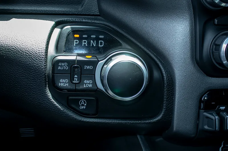 2023 Dodge Ram 1500 Big Horn 8 Cylinders Engine Petrol Blue Black