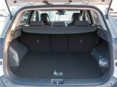 2025 Kia Sportage EX 4 Cylinders Engine White Black SUV GCC Specs