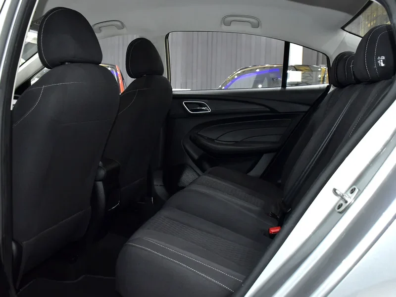 2024 MG MG5 Comfort 4 Cylinder Engine Silver Black Sedan GCC Specs