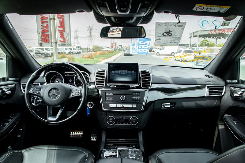 2016 Mercedes-Benz GLS-Class GLS 550 8 Cylinder Engine White Black SUV