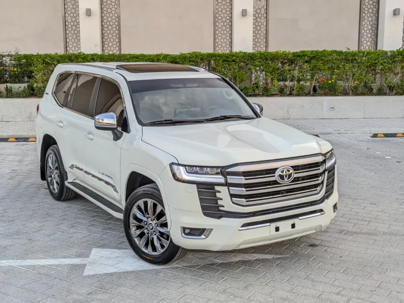 2015 Toyota Land Cruiser GXR TOP 6 Cylinders Engine White Beige SUV GCC Specs