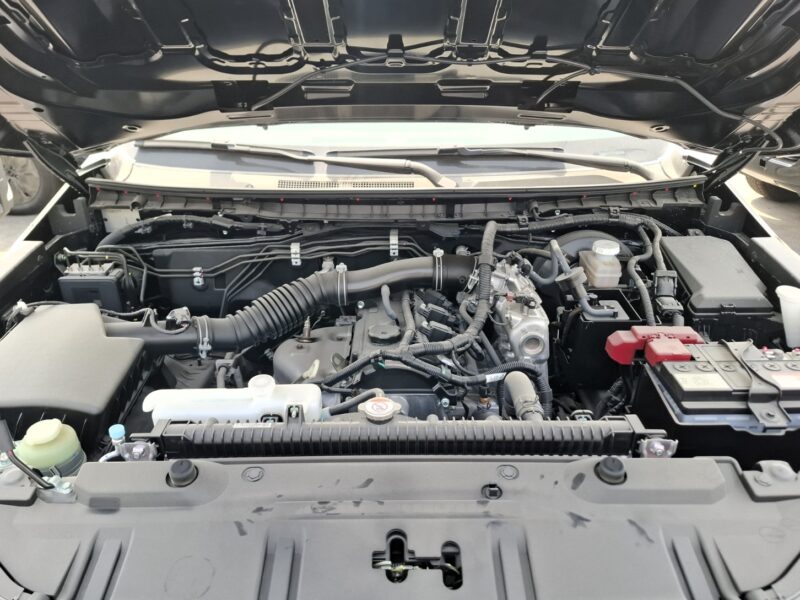 2025 Mitsubishi L200 2.4L 4 Cylinders Engine MT DC Black Petrol Black Truck