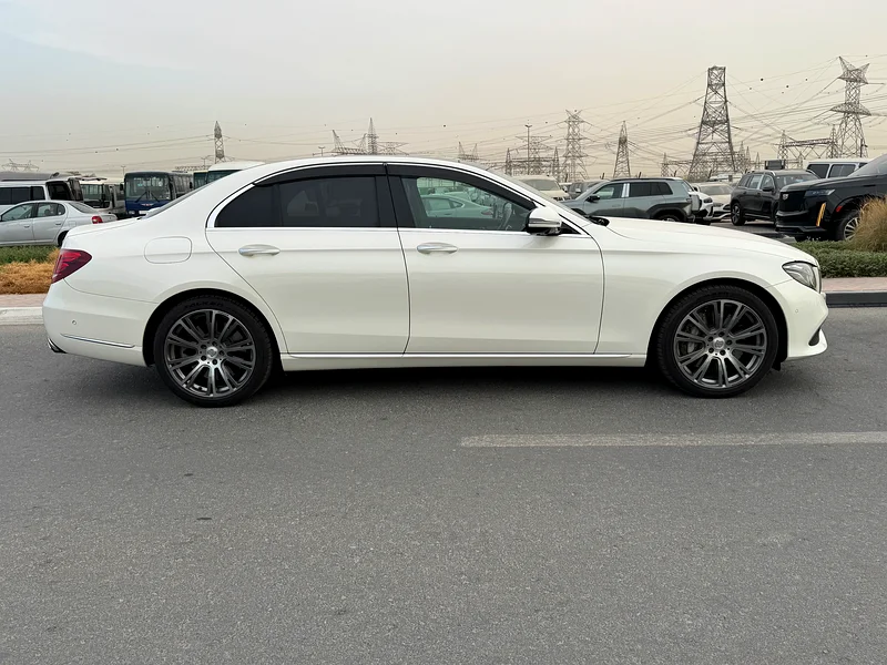 2019 Mercedes-Benz E-Class E450 6 Cylinders Engine Petrol White Black Sedan