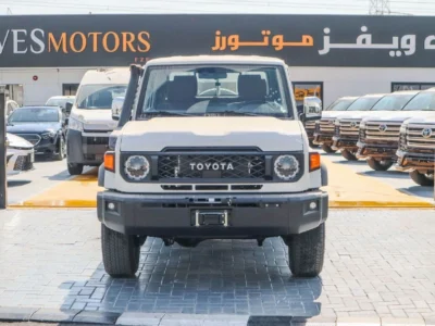 2025 Toyota Land Cruiser Pick Up Std 4.0L Double Cab Utility 4WD White Brown