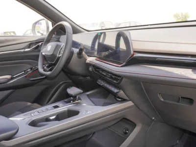 2024 Changan X5 Plus 1.5L 4 Cylinders Engine FWD Petrol White Black