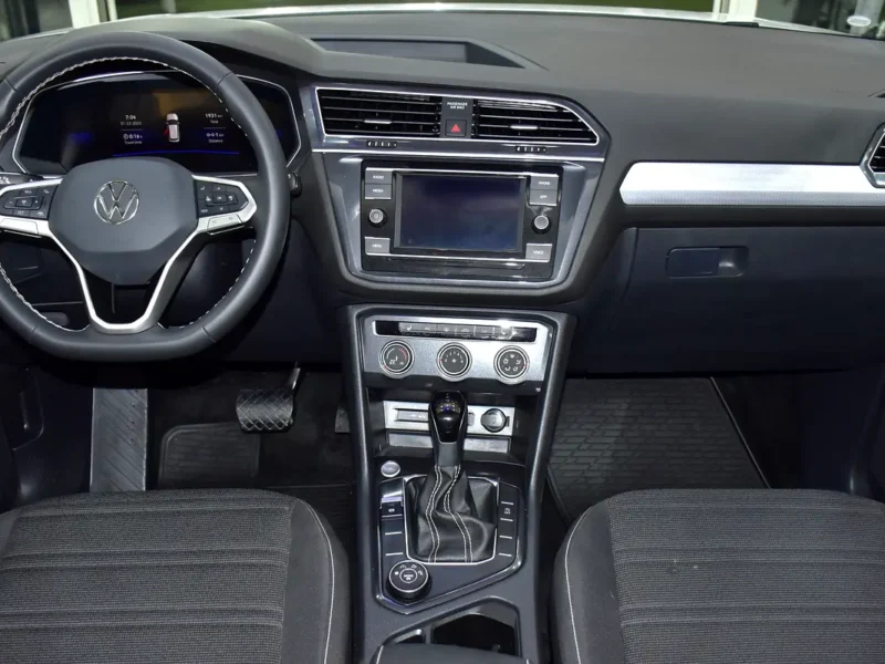 2024 Volkswagen Tiguan 4MOTION 4 Cylinders Engine White Black Crossover