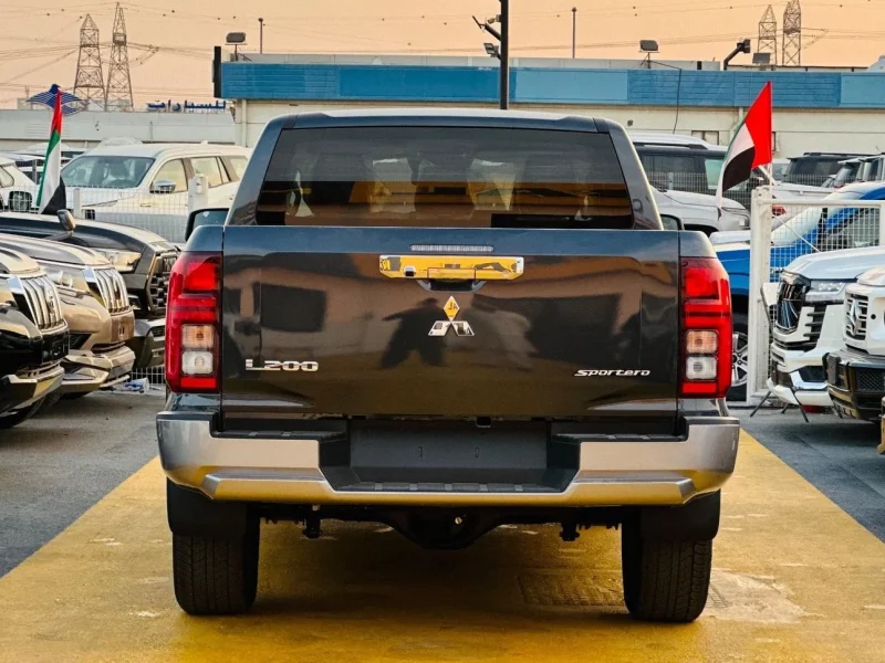 2026 Mitsubishi L200 SPORTERO 2.4L Diesel 4 Cylinders Engine Grey Black GCC Specs