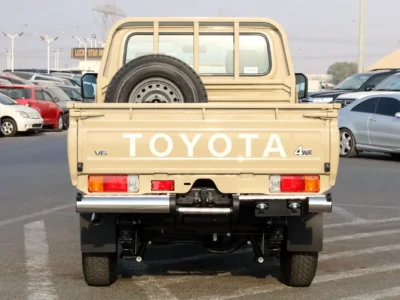 2025 Toyota Land Cruiser 79 series LX 4.0L V6 Cylinder Engine Beige
