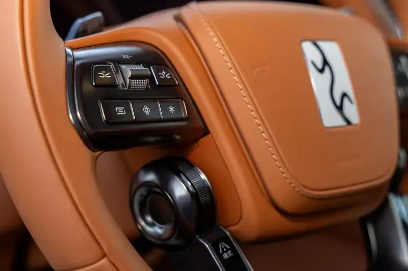 2024 YangWang U8 Other Hybrid 4 Cylinders Engine Green Orange SUV