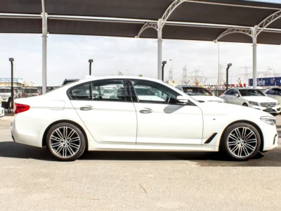 2017 BMW 5-Series 530i M Sport 2.0L Twin-Turbo Petrol 5A Grade White Black