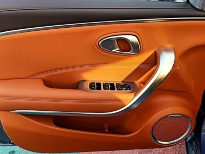 2023 ORA Good Cat ORA LIGHTING FULLY EV 555 K.M RANGE Blue Orange