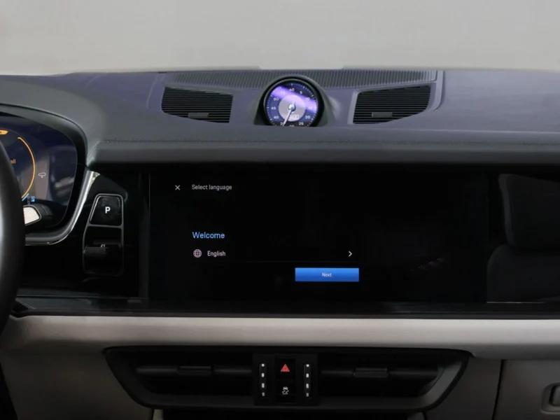 2025 Porsche Cayenne GTS 4.0L Twin-Turbo V8 Grey White SUV