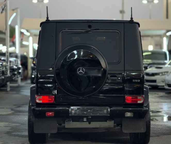 2013 Mercedes-Benz G63 AMG 5.5L V8 AMG Full Carbon Fiber Black Red