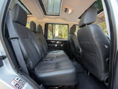 2016 Land Rover LR4 HSE 3.0L 6 Cylinder Engine GCC Specs Silver Black