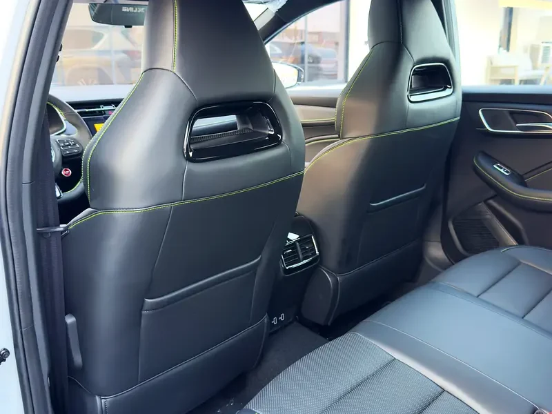 2025 MG MG6 Black Edition 4 Cylinders Engine Grey Black Sedan FWD