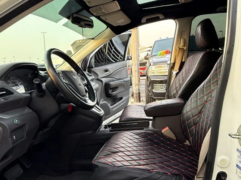 2015 Honda CR-V EX 2.4L Full Option in Excellent Condition White Black