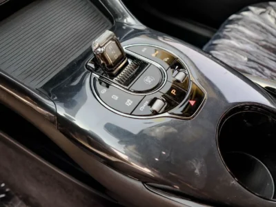 2025 BYD E2 Luxury Electric Car White Black Hatchback 405 km Range