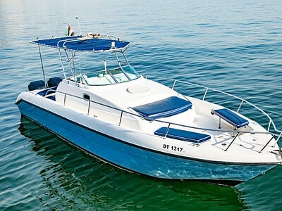 For Rental Yacht Charter in Dubai