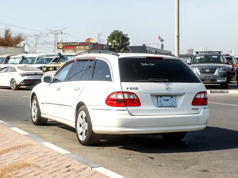 2005 Mercedes-Benz E-Class E 500 IMMACULATE CONDITION White Black