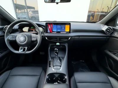 2025 MG5 GLOBAL LUXURY EDITION 1.5L A/T PTR 4 Cylinders White Black Sedan