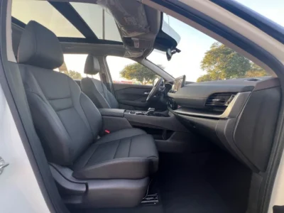 2024 Nissan X-Trail N Trek 2.5 Liter 4 Cylinders Engine White Black SUV AWD