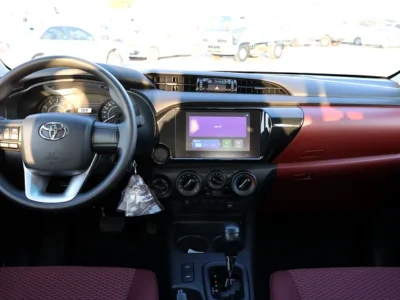 2025 Toyota Hilux Double Cab 2.7 litres 4 Cylinders Engine Petrol White Red