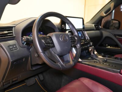 2023 Lexus Lx 600 Signature 3.5L twin-turbo V6 Engine Grey Red SUV