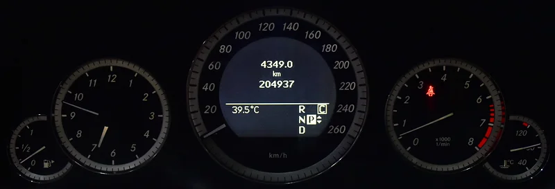 2010 Mercedes-Benz E-Class E 300 6 Cylinders Engine Silver Black Sedan