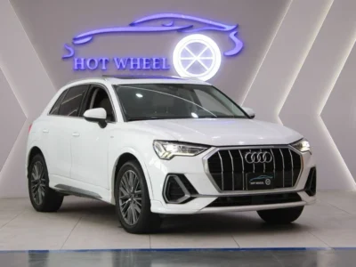 2023 Audi Q3 40 TFSI - S Line 2.0-liter Turbocharged V4 Cylinder Engine White Beige SUV