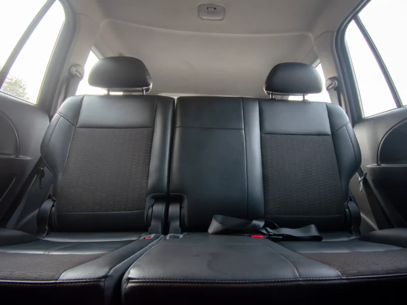 2020 CMC Z7 Standard 2.4L 4 Cylinders Engine GCC Specs Silver Black