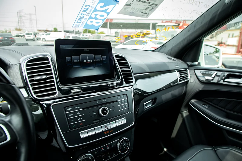 2016 Mercedes-Benz GLS-Class GLS 550 8 Cylinder Engine White Black SUV