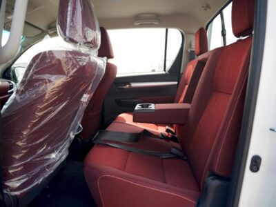 2025 Toyota Hilux GLX 2.7L Double Cab Utility 4WD MT White Red Pick Up