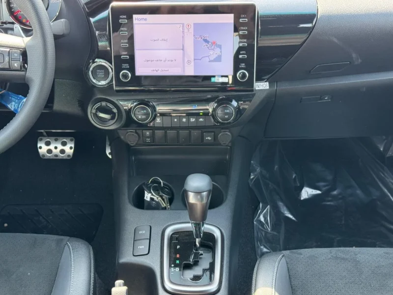 2025 Toyota Hilux GR Sport 4.0L 6 Cylinders Engine White Black GCC Specs