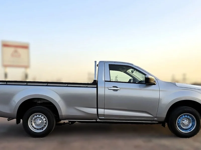 2026 Isuzu DMax SINGLE CAB MANUAL DIESEL ENGINE 1.9 TURBO Silver Black