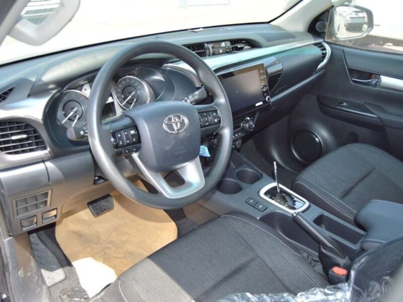 2024 Toyota Hilux SR5 2.4 Liter 4 Cylinder Diesel Engine Black Grey Pick Up Truck