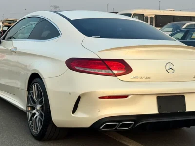 2017 Mercedes-Benz C-Class C63 AMG 8 Cylinders Engine White Black Coupe