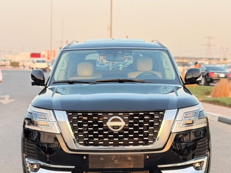 2021 NISSAN ARMADA SL 5.6 Liters V8 Cylinder Engine Black Beige SUV RWD