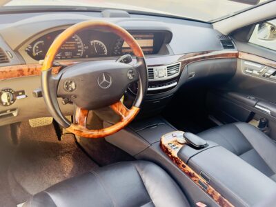 2007 Mercedes-Benz S 350 3.5 liters V6 Engine Petrol White Black Sedan