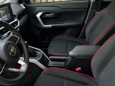 2022 Toyota Raize 1.2 L 4 Cylinders Engine Blue Black SUV FWD