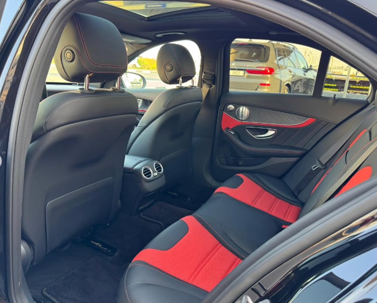 2017 Mercedes-Benz C63S AMG 4.0 Liters V8 Engine Black Red Sedan RWD