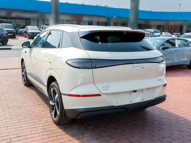 2025 BYD SEALION 06 DM-i Hybrid 4 Cylinder Engine White Black SUV