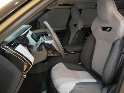 2024 Land Rover Range Rover Sport SV Edition One 4.4L Twin-Turbo V8 Gold White