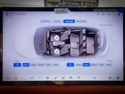 2025 BYD Tang DM-i Hybrid 4 Cylinders Green Orange SUV RWD
