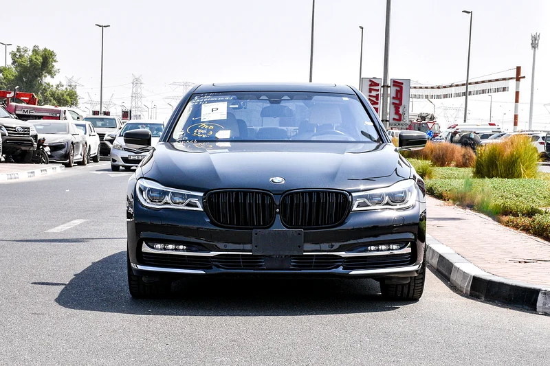 2017 BMW 7-Series 750i 8 Cylinders Engine Petrol Black Beige Sedan