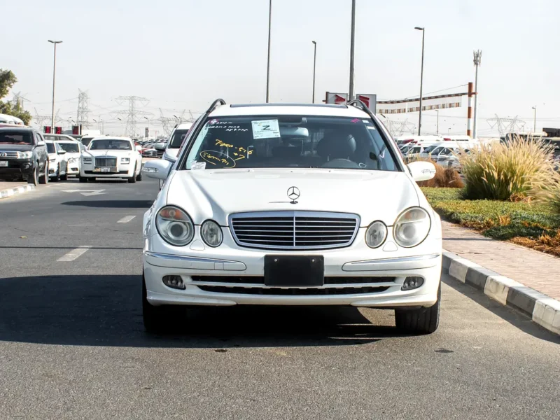 2005 Mercedes-Benz E-Class E 500 IMMACULATE CONDITION White Black