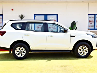 2021 Nissan Xterra Titanium 4 Cylinders Engine White Beige SUV GCC Specs