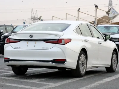 2025 Lexus ES-Series 2.5L SEDAN Other Hybrid 4 Cylinder Engine White Tan